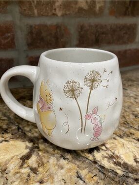 Disney Winnie the Pooh SUMMER DAYS egg mug  - Brand new never used!